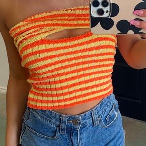 Yellow & orange stripped top!